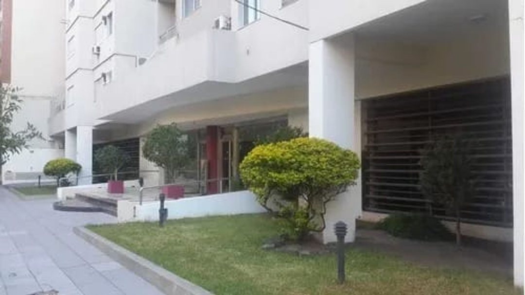 VENTA COCHERA FIJA CUBIERTA ALMAGRO