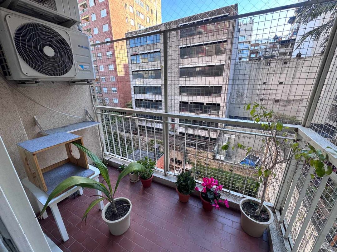 Venta Colegiales 4 ambientes Cochera Balcón