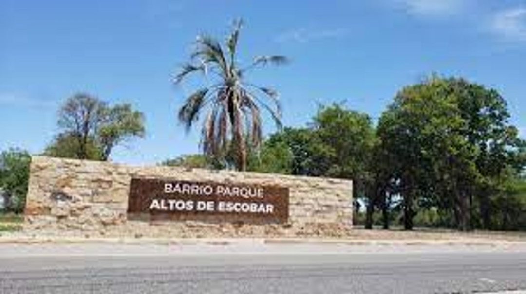 Lote de 378m2 en Venta B° Altos de Escobar