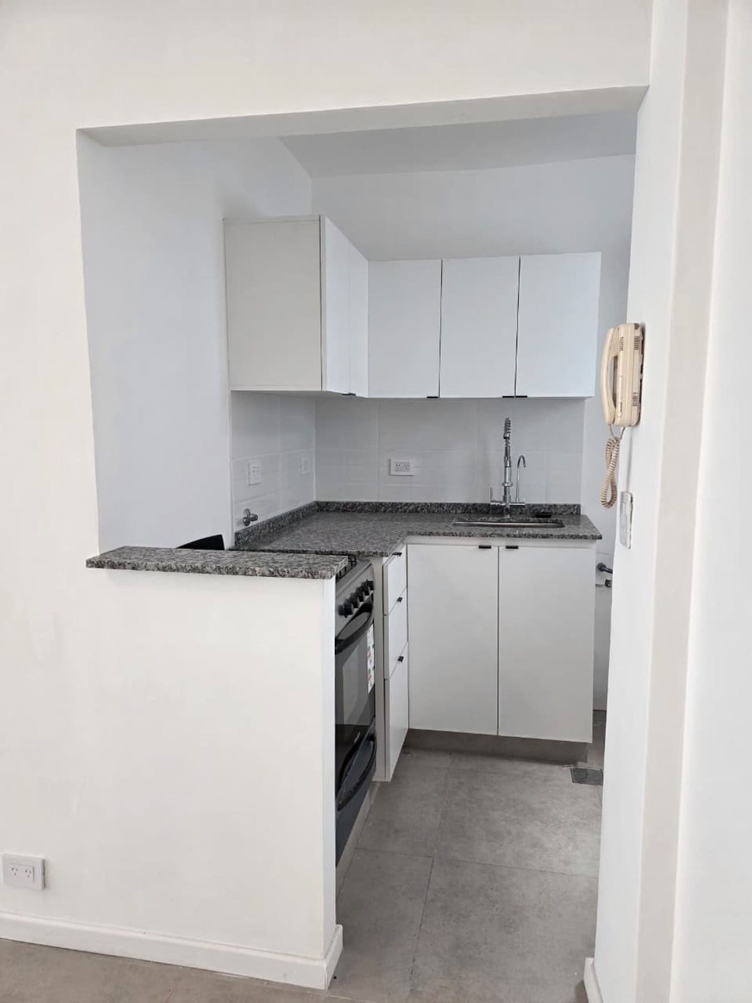 VENTA DEPTO 2 AMBIENTES - REFACCIONADO EN ALMAGRO