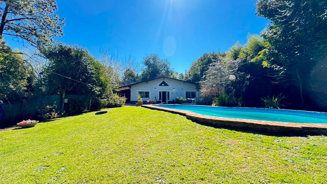 CASA 3 AMBIENTES VENTA EL CAZADOR PARQUE PILETA