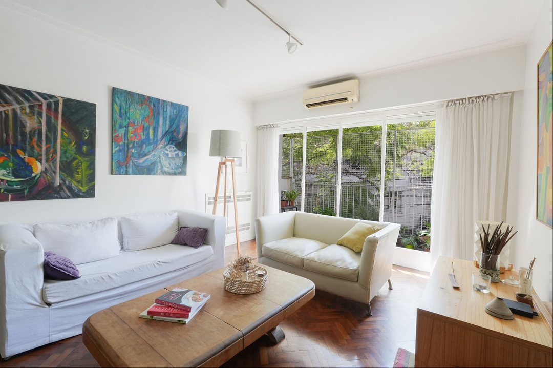 Departamento 5 ambientes en venta en Caballito