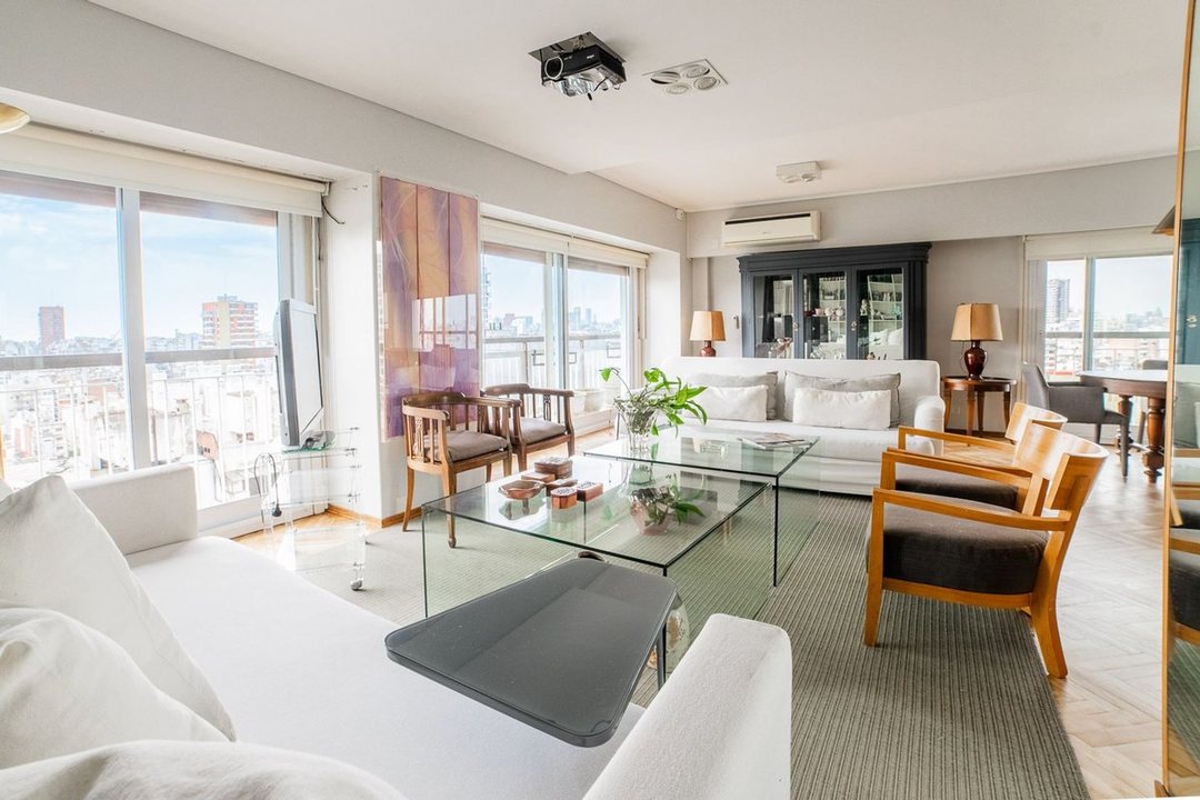 Alquiler depto 4 ambientes en recoleta con balcon