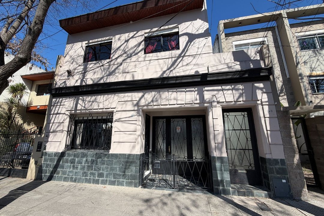 VENTA PH TIPO CASA 5 AMB Villa del Parque COCHERA