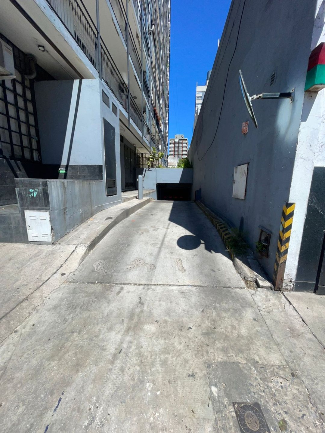 Venta cochera en almagro excelente ubicacion