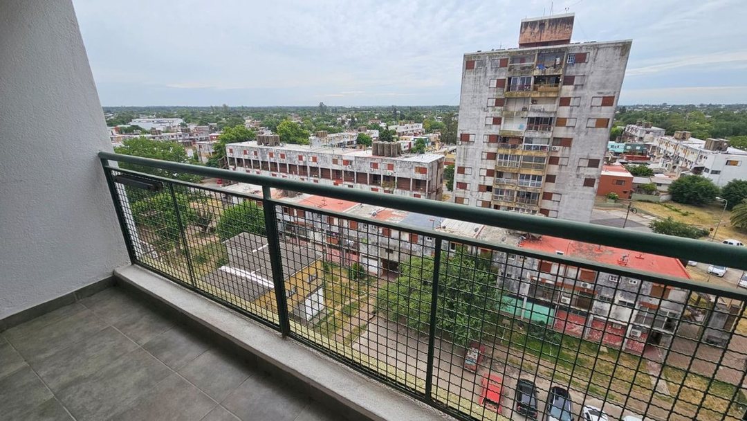 VENTA DEPTO 4 AMBIENTES MUY BUENO ESTACION PADUA