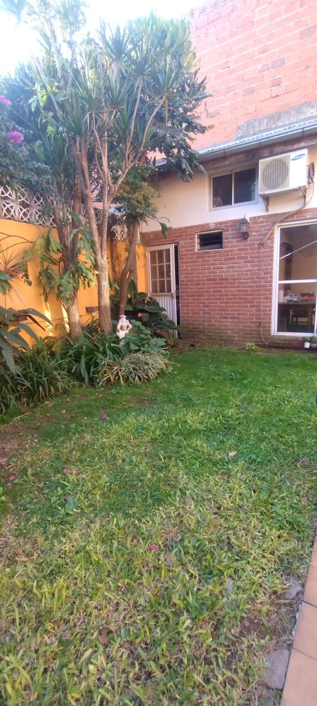 VENTA CASA O TERRENO APTO INVERSOR