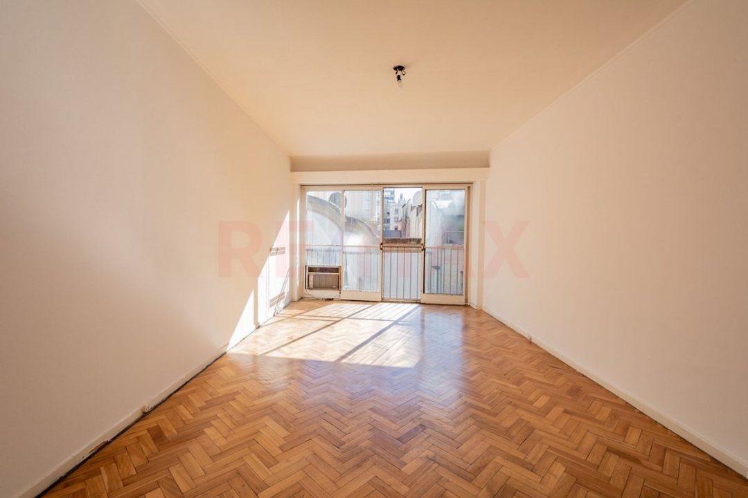 VENTA DEPTO 3 AMB + DEP RECOLETA - CREDIT Y PERMUT