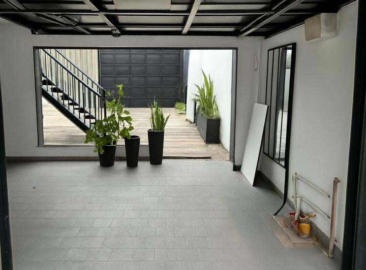 Local comercial · 128m²