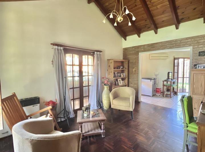 Casa · 123m² · 3 Ambientes · 1 Cochera
