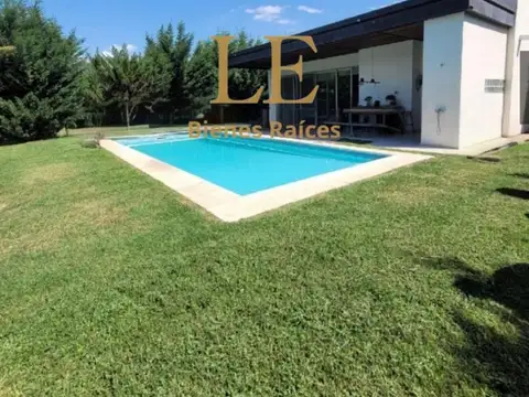 Casa en Alquiler en Haras Santa Maria, Countries y Barrios Cerrados en Escobar