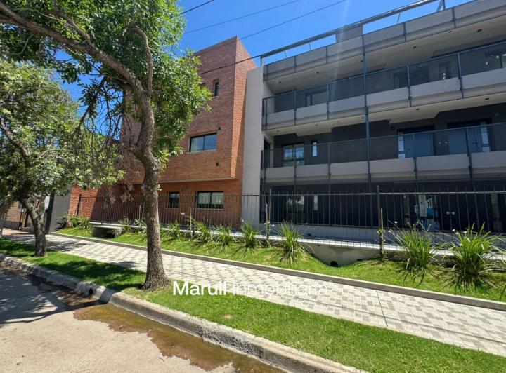 Departamento · 80m² · 5 Ambientes