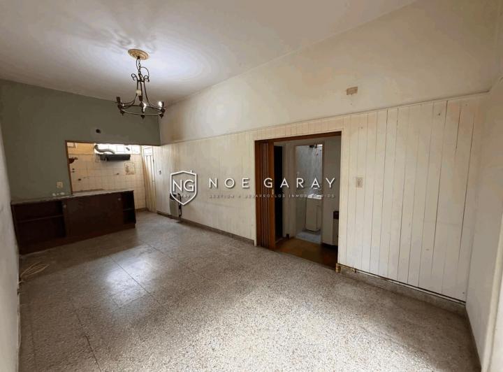 Casa · 80m² · 2 Ambientes · 1 Cochera