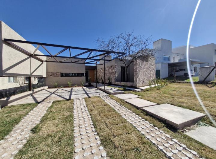 Casa · 188m²