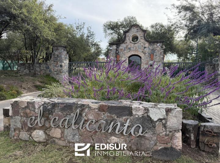 Casa · 286m² · 4 Dormitorios · 2 Cocheras