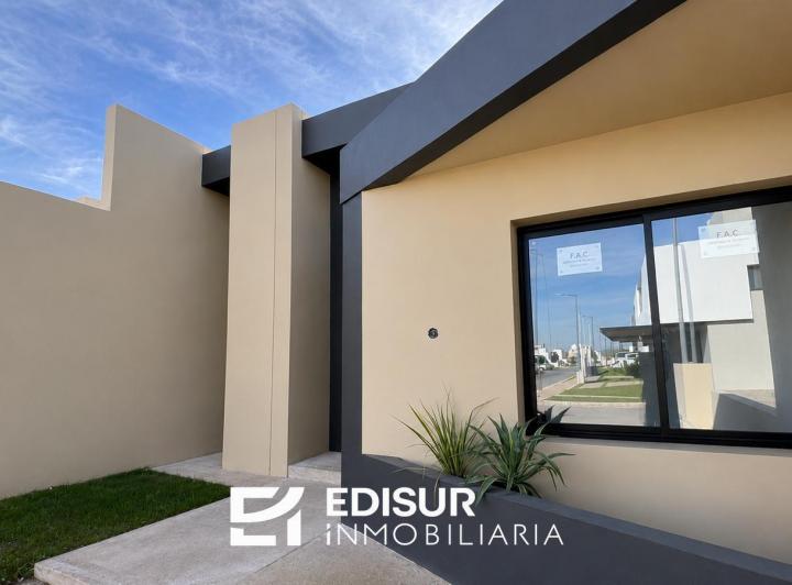 Casa · 128m² · 2 Dormitorios