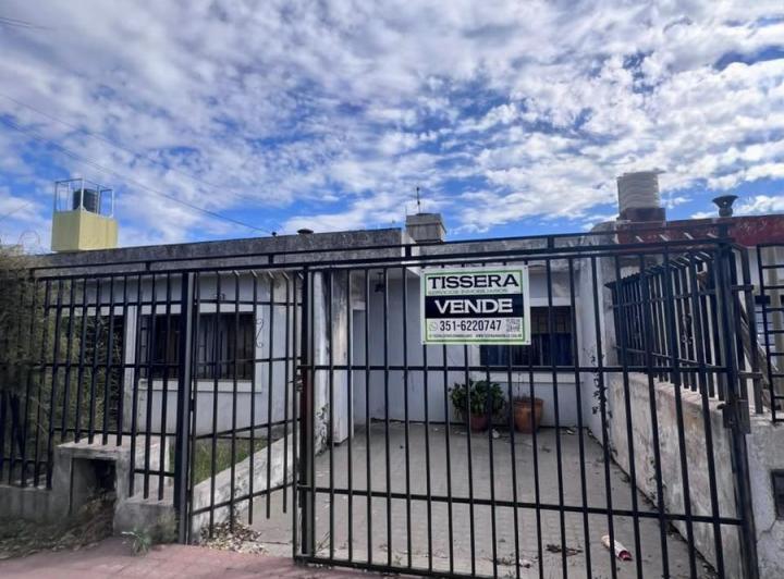 Casa · 125m² · 5 Ambientes · 1 Cochera