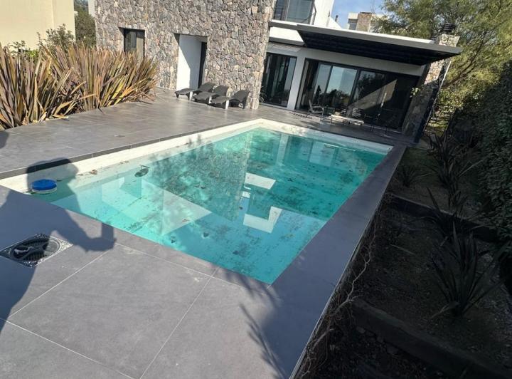 Casa · 350m² · 3 Ambientes