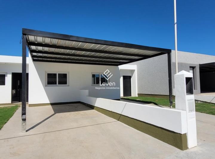 Casa · 70m² · 3 Ambientes · 1 Cochera