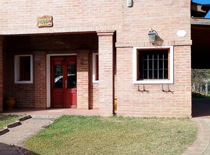 Casa · 290m² · 5 Ambientes · 1 Cochera