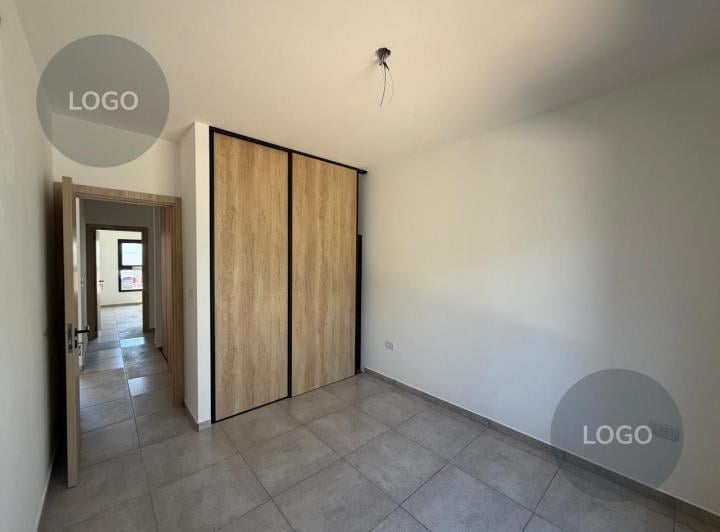 Casa · 60m² · 6 Ambientes · 1 Cochera