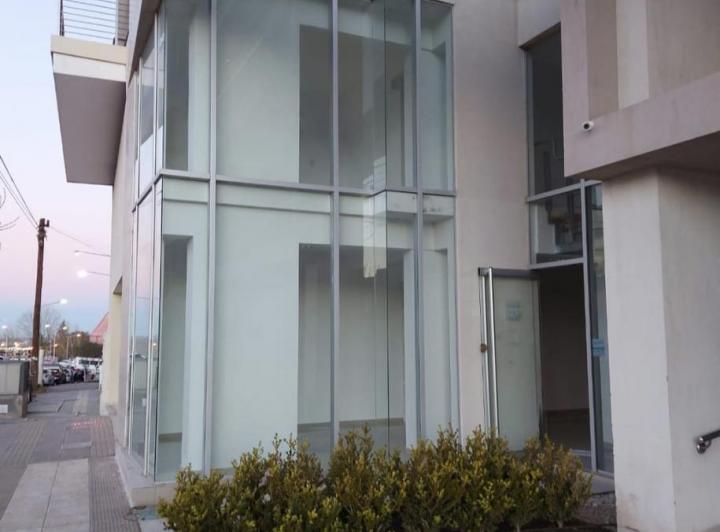 Local comercial · 130m² · 1 Cochera