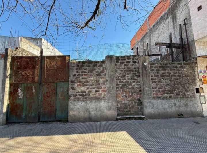 Terreno · 406m²