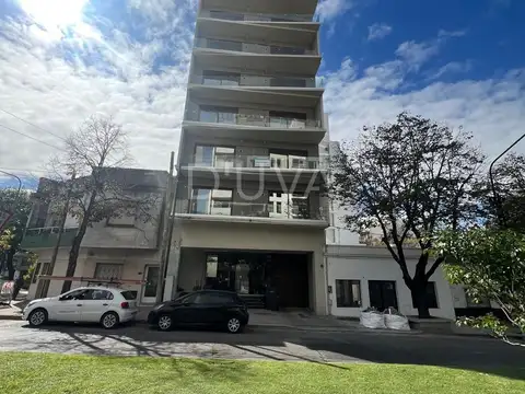 Departamento en Venta en Plaza Azcuenaga, La Plata