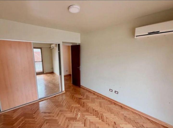 Departamento · 140m² · 6 Ambientes · 1 Cochera