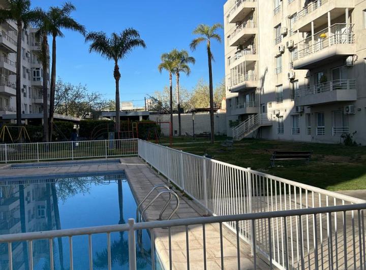 Departamento · 100m² · 5 Ambientes · 1 Cochera