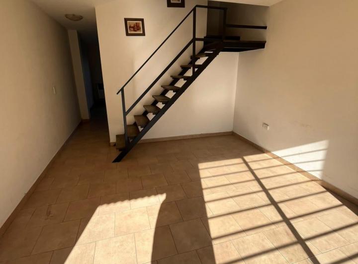 Casa · 80m² · 3 Ambientes · 1 Cochera