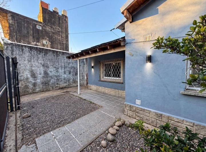 Casa · 300m² · 3 Ambientes · 1 Cochera