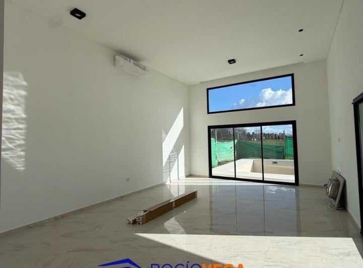Casa · 180m² · 4 Ambientes