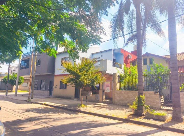 Casa · 290m² · 3 Ambientes