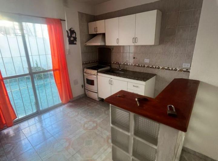 Casa · 60m² · 3 Ambientes · 1 Cochera