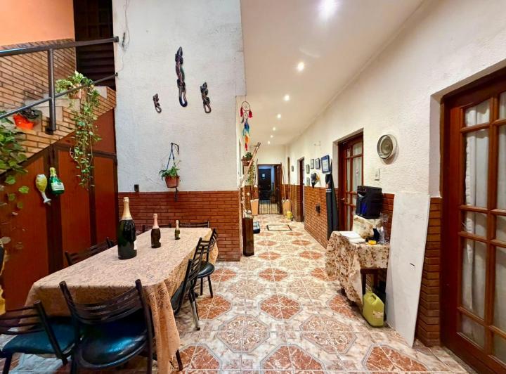 Casa · 197m² · 4 Ambientes · 1 Cochera