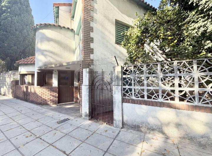Casa · 151m² · 5 Ambientes · 1 Cochera