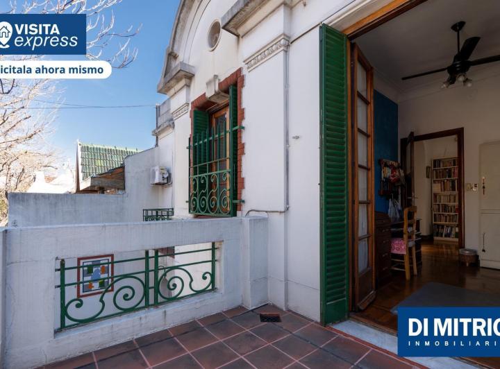 Casa · 232m² · 6 Ambientes · 1 Cochera
