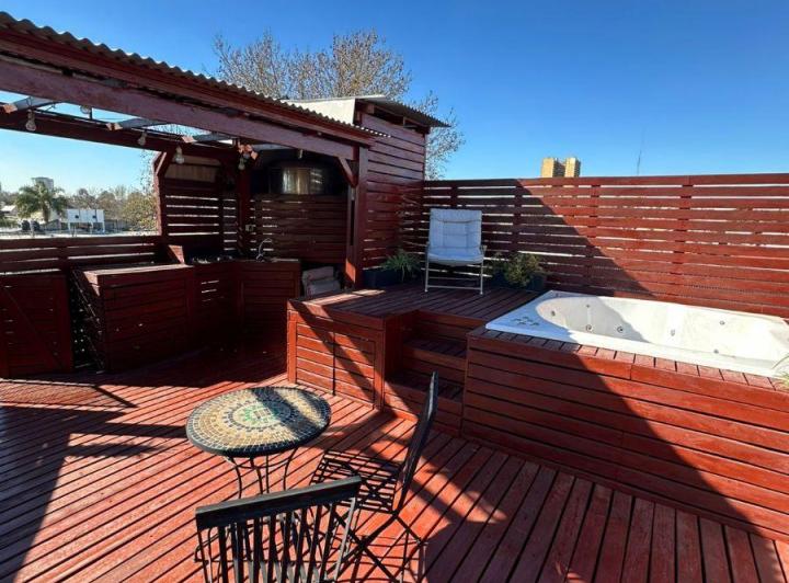 Casa · 112m² · 3 Ambientes · 2 Cocheras