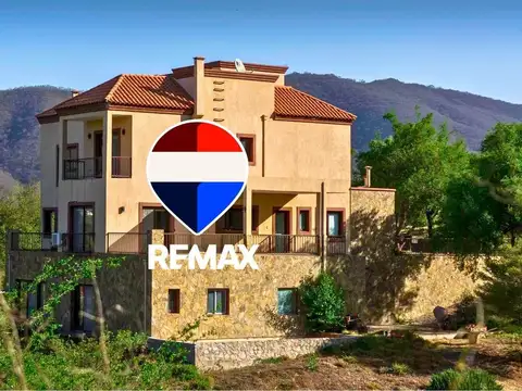 Casa en Venta en La Lucinda, Countries y Barrios Cerrados en Salta Capital