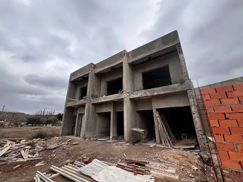 Casa en Venta en Centenario, Confluencia