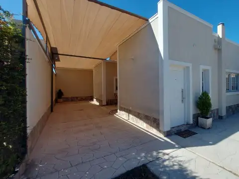 Casa en Venta en Algarrobo Grande, Junín