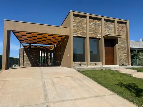 Casa en Venta en Carrodilla la Puntilla, Luján de Cuyo