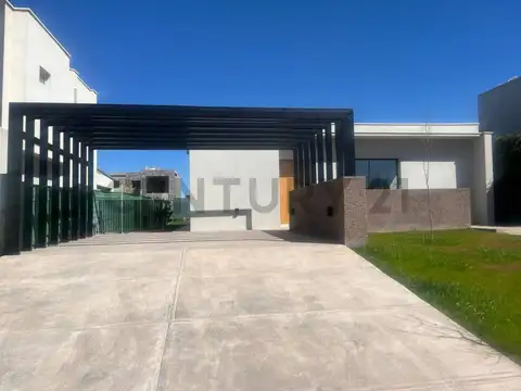 Casa en Venta en Tierras Altas, Countries y Barrios Cerrados en Luján de Cuyo