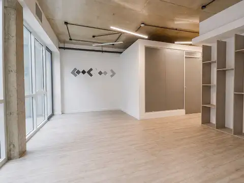 Oficina en Venta en Parque Patricios, CABA