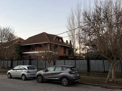 Casa en Alquiler en Adrogue, Partido de Almirante Brown