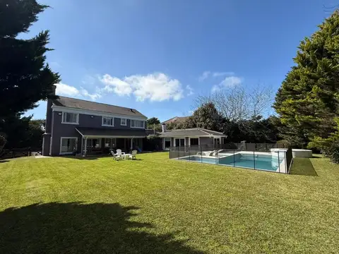Casa en Alquiler en Abril Club De Campo, Countries y Barrios Cerrados en Berazategui