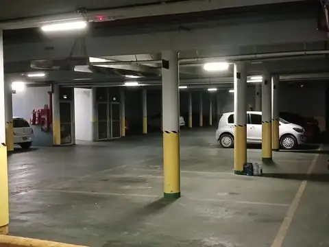 Cochera en Venta en La Plata, Partido de La Plata