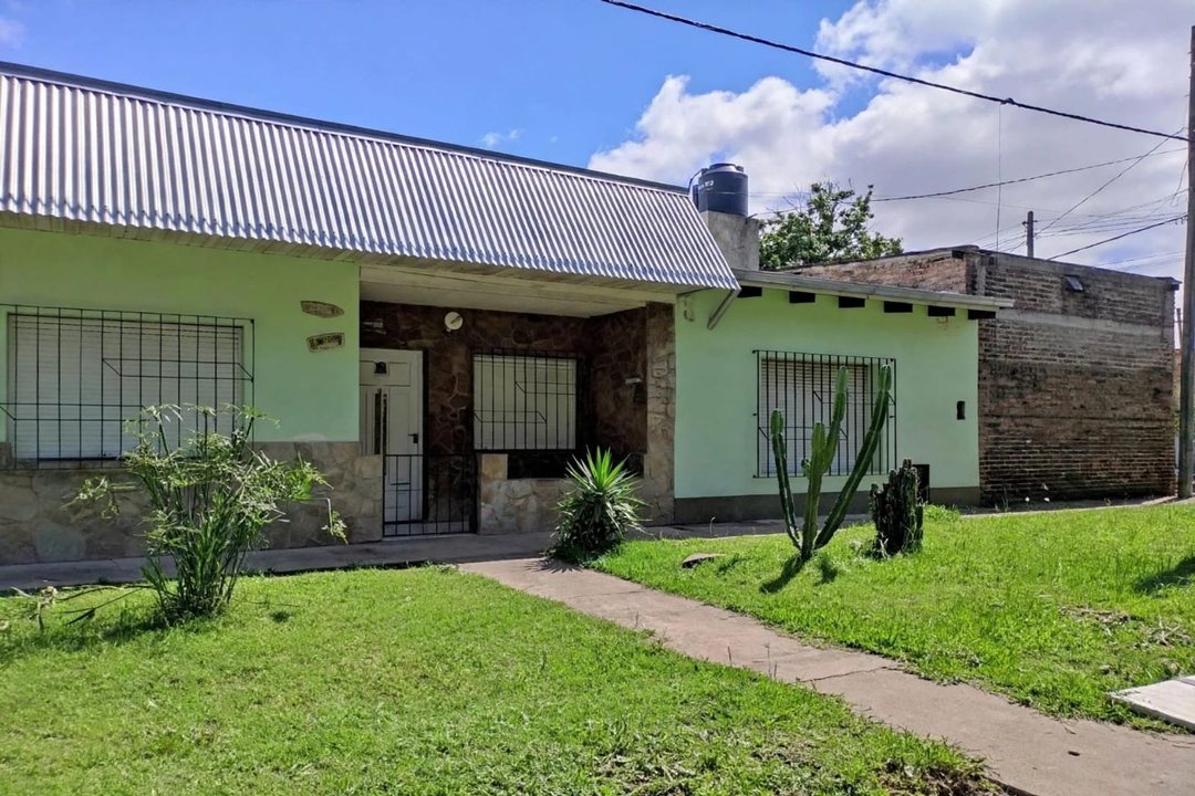 VENTA DE CASA DE 2 DORMITORIOS EN FISHERTON