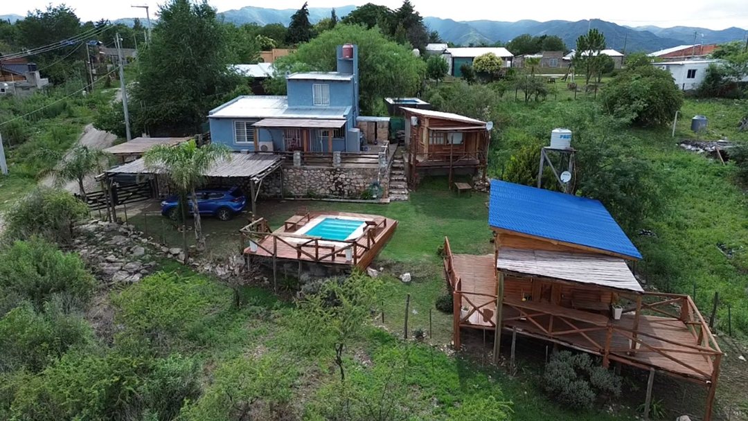 VENTA  Complejo de 3 Cabañas en Valle Hermoso